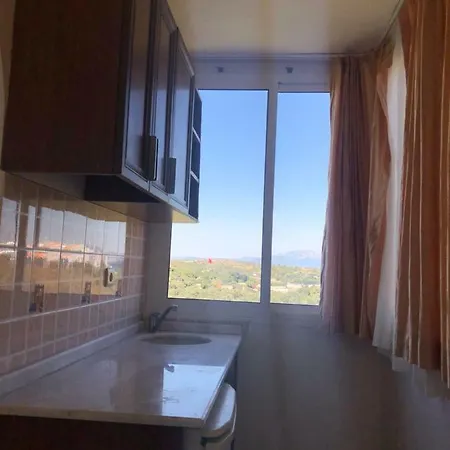 Baratalilar Otel Çeşme